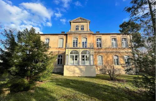 Ferienwohnung Villa Nieske - Jugendstil Denkmal, free WLAN & Parken, Self Check-In, Smart-TV - Foto 6