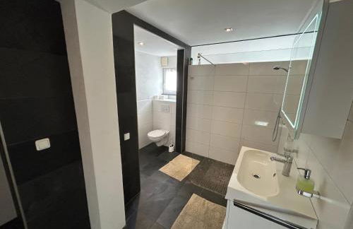 Exclusiv Apartment 3 Zi Waschmaschine - Foto 3