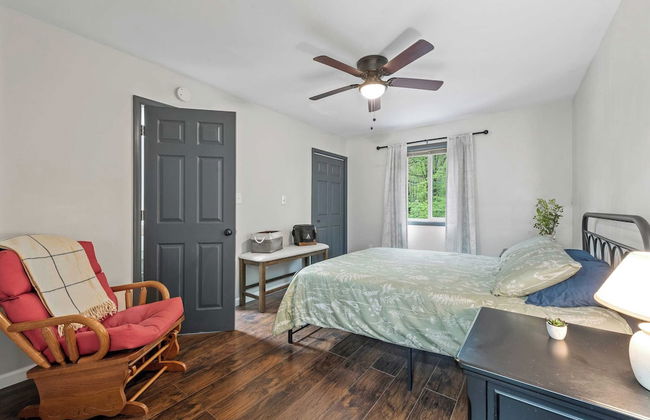 The Tranquil Trails by Avantstay Lake Access, Deck, Fireplace - Foto 32