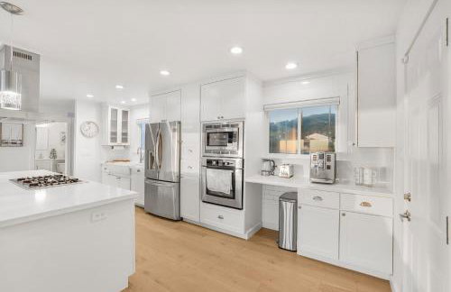 Marbella Lane-Oceanfront Retreat w Stunning View - Photo 10