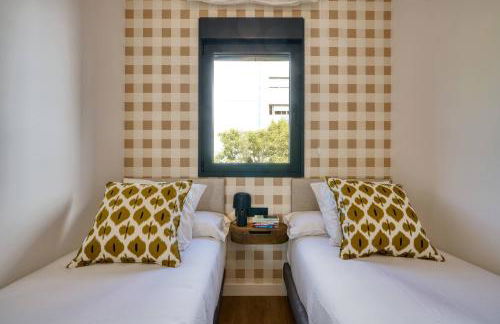 Viapol Homes - Photo 5