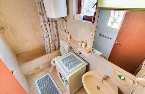 Apartments Land - Photo 17