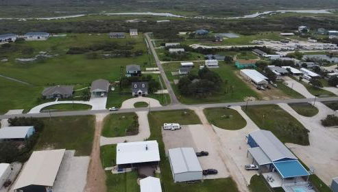 Redfish Bed and Bath - Photo 4