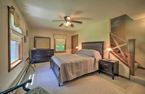 Charming Pymatuning Lake House Near Park and Beach - Photo 15