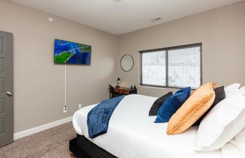 Exclusive, Pool, Massage Chair, Jordan Creek - Foto 36