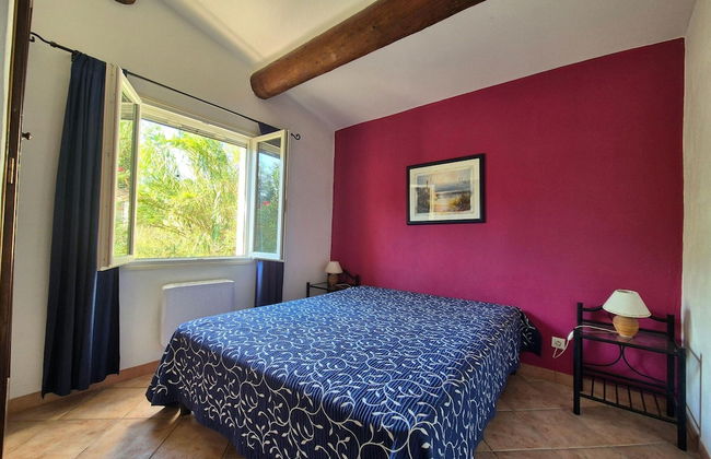 Single Storey Holiday Home With Swimming Pool - Foto 3