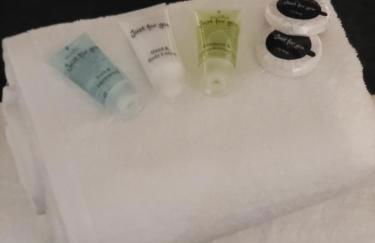 Spacious & Stylish Self Contained Studio Apartments - Foto 16