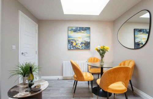 Elliot Oliver - Stylish 2 Bedroom Town Centre Apartment - Photo 22