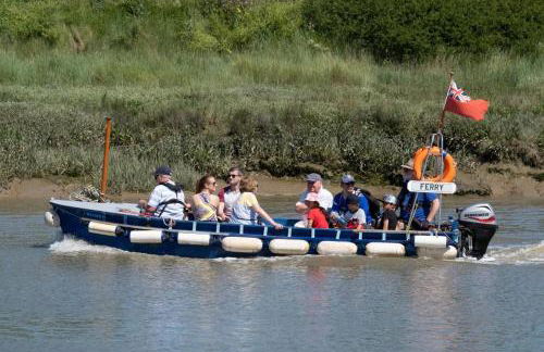 Chic Pet-Friendly Cottage, Fireplace, Wivenhoe - Foto 30