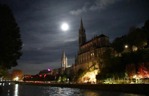 Appart. T 1 Bis, centre ville, entièrement rénové - Foto 8