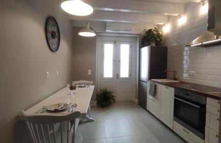 Marietta's House - Photo 11