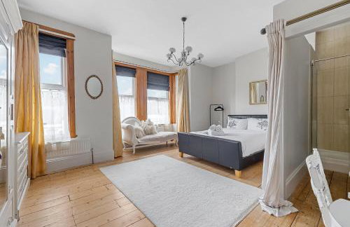 Sleeps 7 Large 4 Bed Town House for Contractors & Families & Friends in Great Central Location - Foto 31