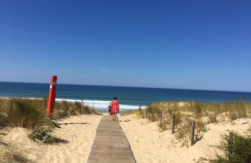 une maison lumineuse sous les pins - Foto 14