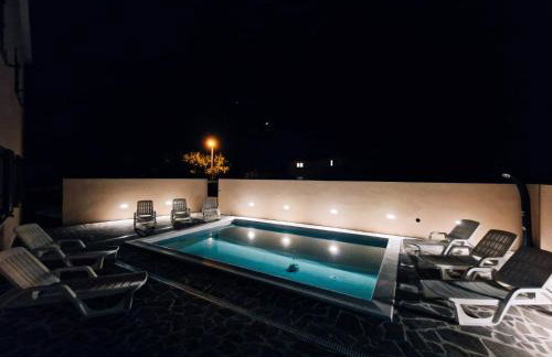 The Setting Sun - Photo 7