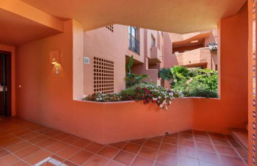 Exclusive 1 line Beach Apartment in Marbella with Panoramic Views - Foto 49