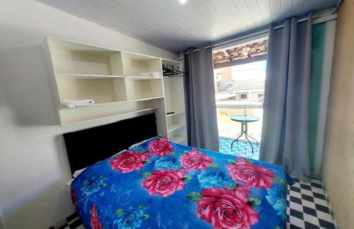 Kitnet Aconchegante com Varanda e Cozinha - Foto 12