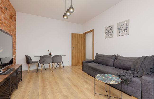 Minimalist Apartment in Łódź by Renters - Foto 13