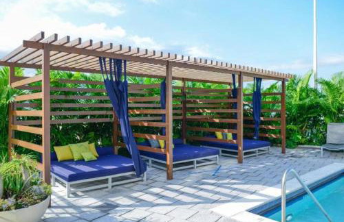 Amazing Condo with Pool at Midblock Miami - Foto 19