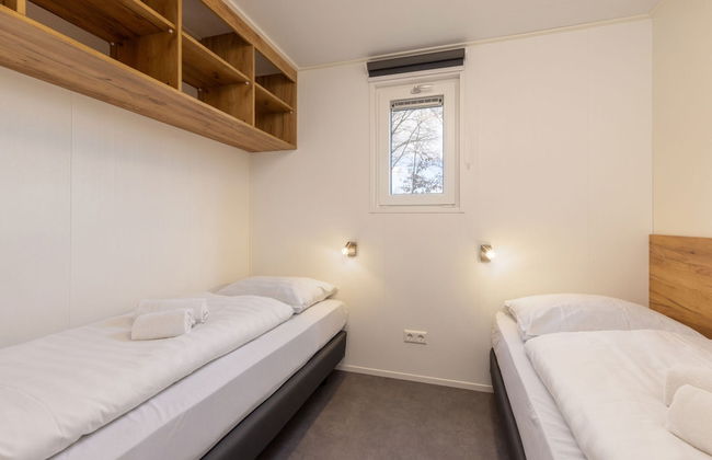 Modern Chalet Near Forest - Photo 2