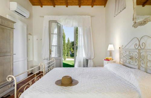 House in the heart of Tuscany with A/C and pool! - Foto 32