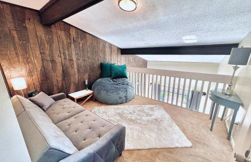 Big, Tidy, Cushy, & Activities - Foto 17