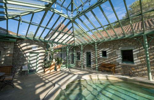 Mas des Sylves - Piscine intérieure chauffée - Parc de 100 hectares - Foto 33