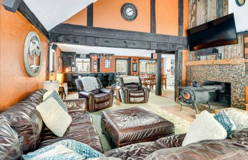 11 Mi to Sugarbush Eclectic Ski House with Hot Tub! - Foto 3