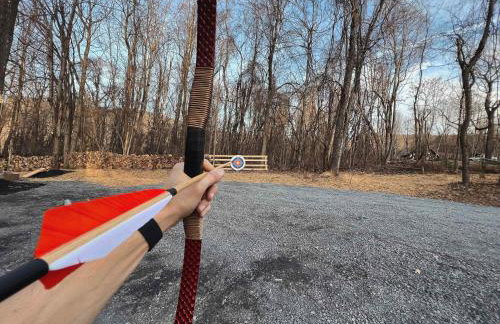 Shenandoah Yurt: Hot Tub~Wood Stove~WiFi~EVcharger - Foto 48