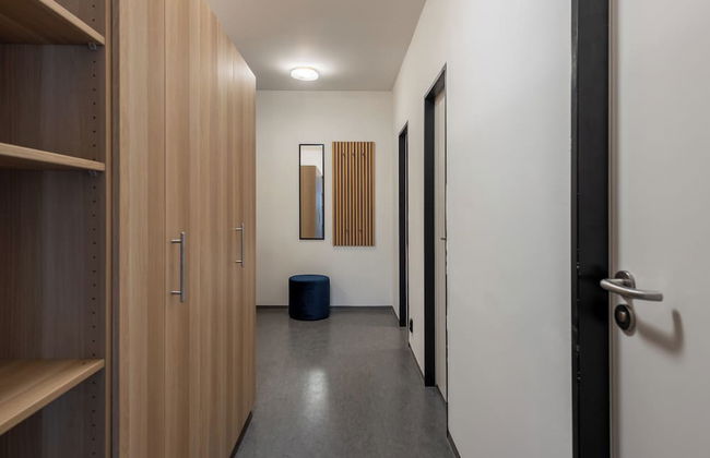 Stylish 3-bedroom apartment with balcony - Photo 18