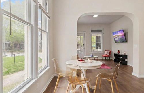 Historic Charming 2Story 10BR House - Sleep 20 - Foto 7