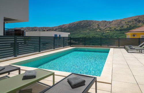 Villa Marina with a Pool - Foto 44