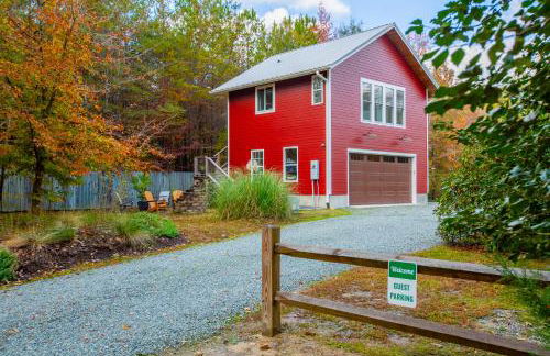 Studio Apt on HRT hosted by Longview Stays - Foto 25