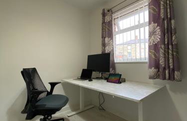 3 Bedroom House with Free Parkings, Close to City Centre and Transportation Links, at Gateshead, Newcastle upon Tyne - Foto 6