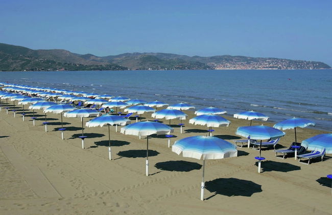 Scenic Holiday Home in Giannella near Beach - Foto 37