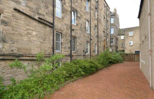 Peaceful Edinburgh Retreat - Quiet Central 1-Bed - Foto 25