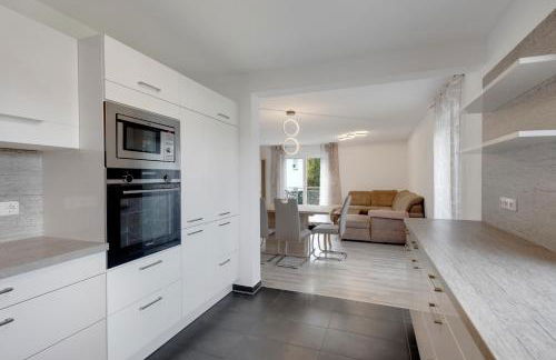 3-Bedroom Apartment with Garden Near US Army Gate 1 - Foto 5