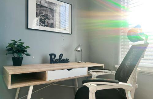 Spacious 2BR Sleeps up to 6 Art Inspired and Affordable - Foto 3