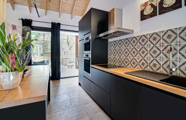 Holiday Home in Biron With Barrel Sauna - Photo 11