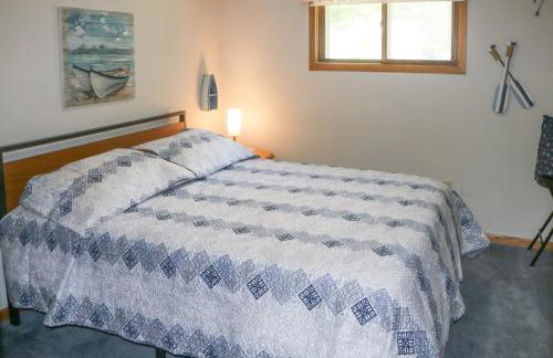 Fishermens Paradise with Fire Pit on Rice Lake! - Foto 14