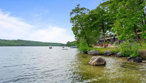 Waterfront 2 bed 2 bath (Suite 2) - Foto 1