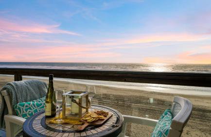 Oceanfront La Selva Beach Home w Fireplace Views Direct Beach Access Sand Castle by AvantStay - Foto 2