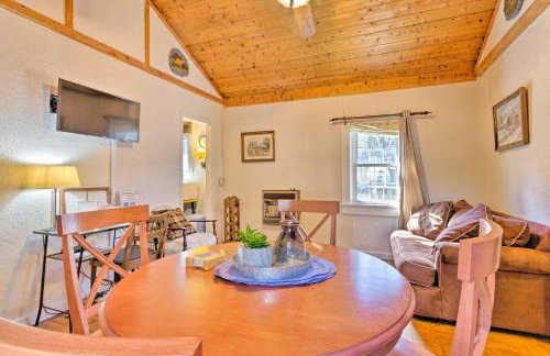 Screened Porch The Rock Cottage in Hot Springs - Foto 5