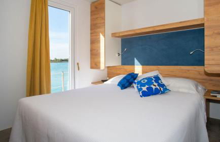 Marina Uno Floating Resort - Foto 16