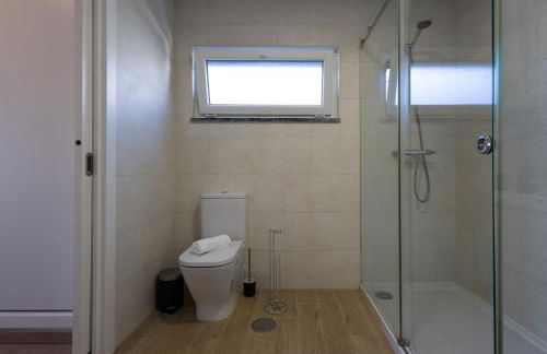 Casa Férias com Piscina Aquecida e Suítes Privadas - Foto 30