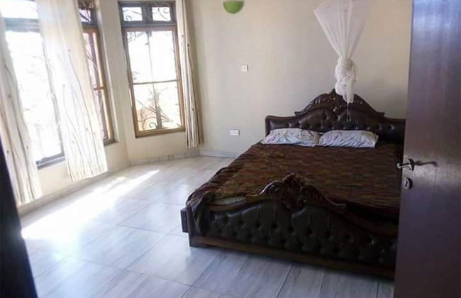 Relax and Enjoy the Great Amenities Offered at the 243 Apartments - Foto 4