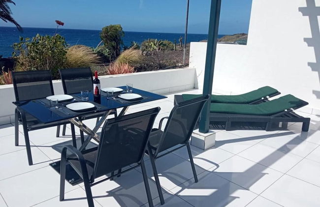 Front Line Seafront Apartment With all day Sun! - Foto 13