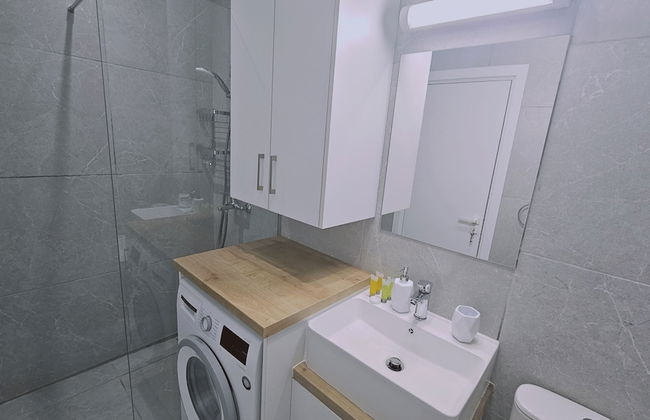 145 NIC - Stay Historia Apartment - Photo 19