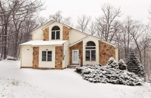 Serenity Falls - Stylish 4Bdr Mountain Retreat, Hot Tub, Pool - Foto 20