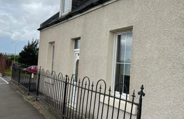 4 bed bungalow near Airport - Foto 7