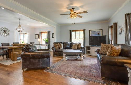 Home in Cimarron National Golf Club with Hot Tub! - Photo 5